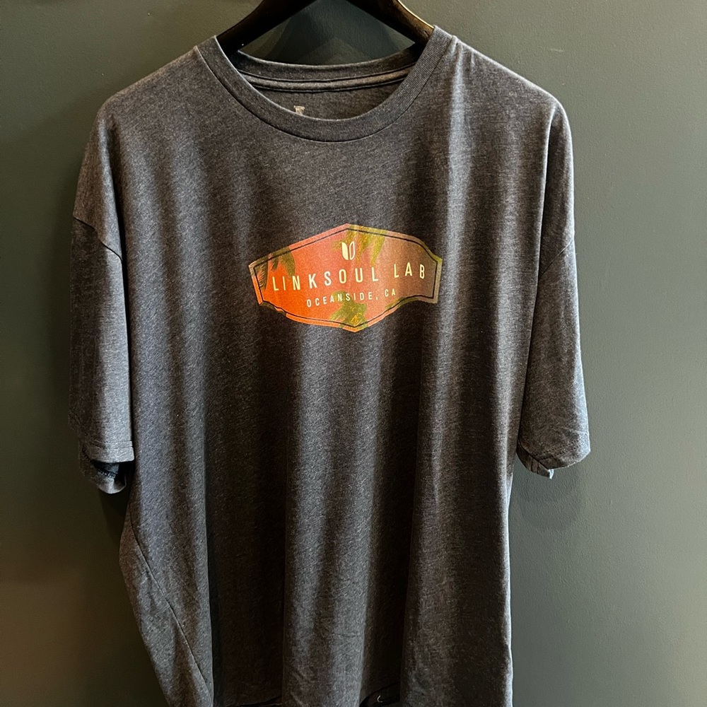 The Alleyway Tee